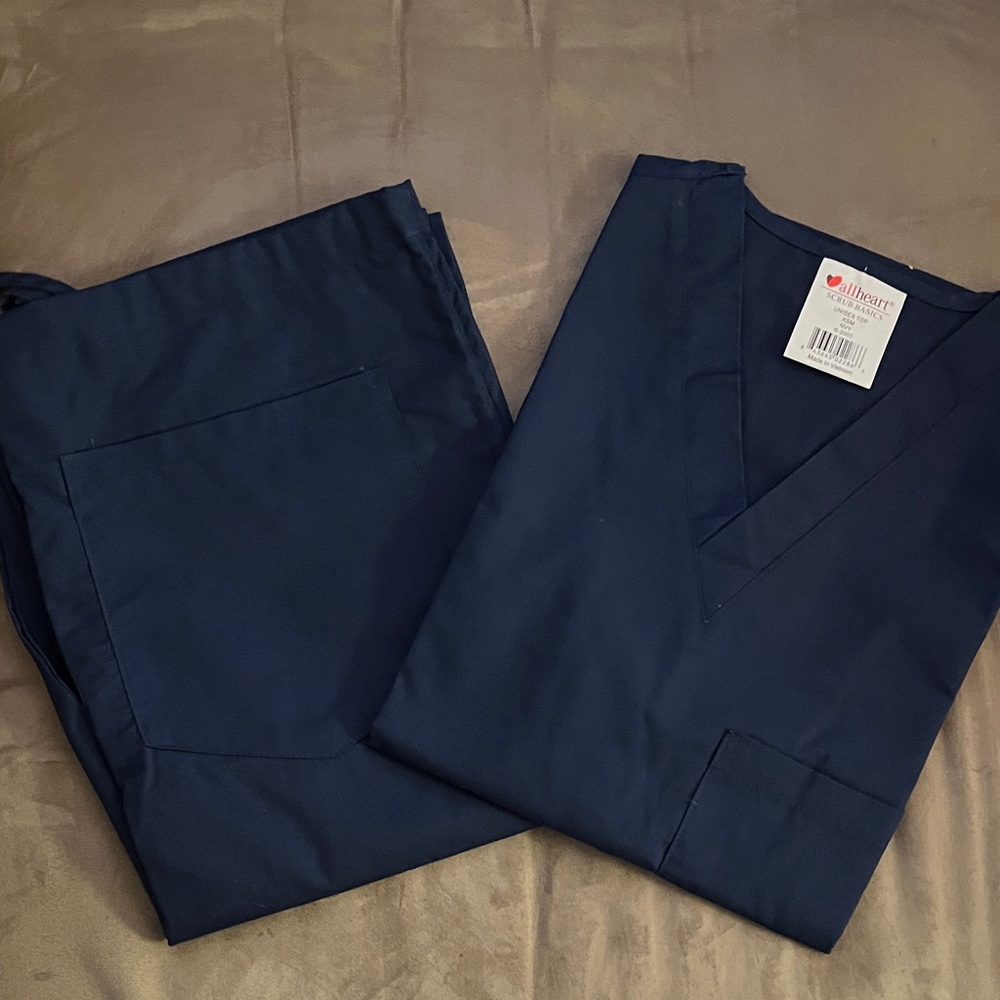 NEW Women’s Navy Blue Scrub Set